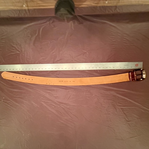 Per Se by Carlisle Brown Leather Embossed 2.25” Women’s Belt Size Medium $368 - Picture 7 of 10